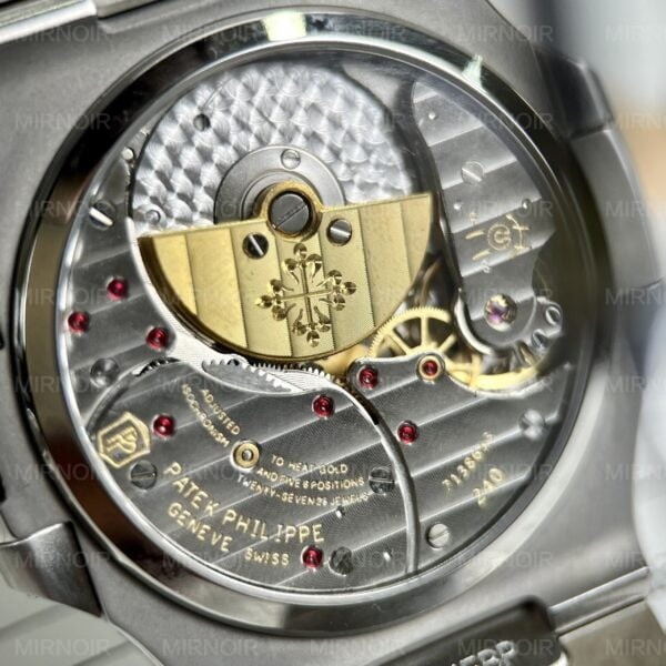 Dong-Ho-Patek-Philippe-Nautilus-5712-Tiffany-Co-Replica-11-Day-Kim-Loai-40mm-4.jpg