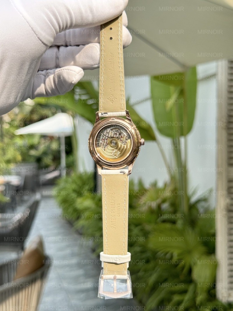 Dong-Ho-Patek-Philippe-Replica-Complications-4947R-Day-Da-Trang-38mm-13.jpg