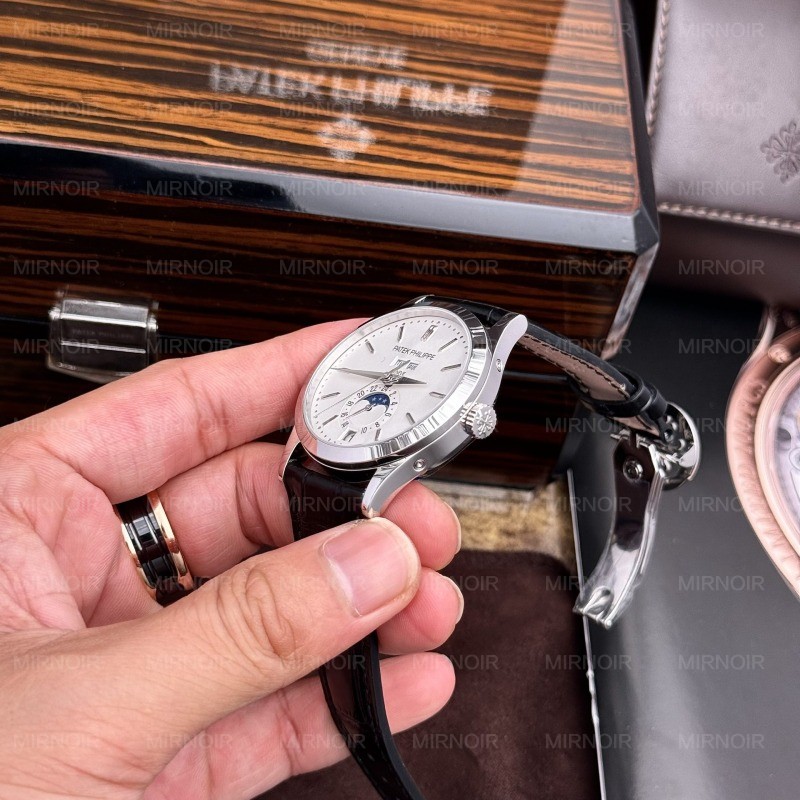 Dong-Ho-Patek-Philippe-Rep-11-Complications-5396G-Nam-May-Co-5.jpg