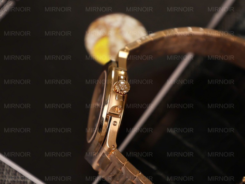Dong-Ho-Patek-Philippe-Che-Tac-Nautilus-5712-Boc-Vang-That-Full-Chuc-Nang-PPF-40mm-12.jpg