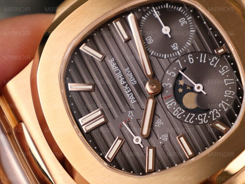 Dong-Ho-Patek-Philippe-Che-Tac-Nautilus-5712-Boc-Vang-That-Full-Chuc-Nang-PPF-40mm-13.jpg