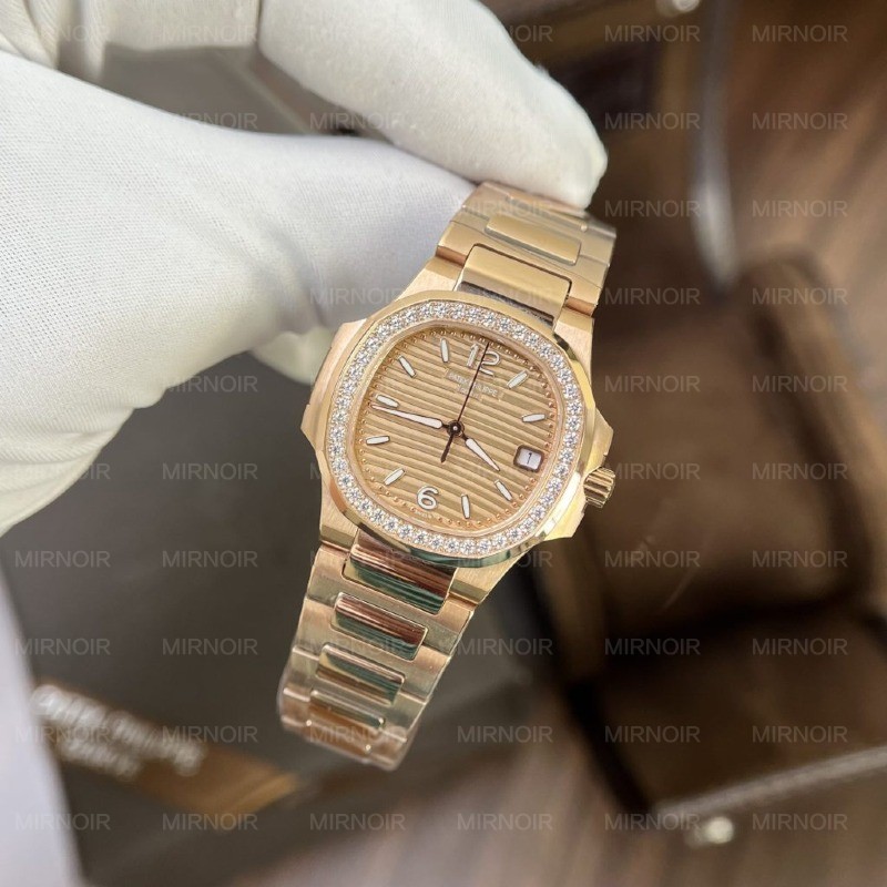 Dong-Ho-Patek-Philippe-Nu-Dinh-Da-Nautilus-7010-Replica-11-32mm-4-1024x1024.jpg
