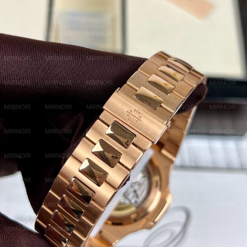 Dong-Ho-Patek-Philippe-Nautilus-5711-Boc-Vang-Hong-Mat-So-Mau-Nau-3KF-40mm-3.jpg