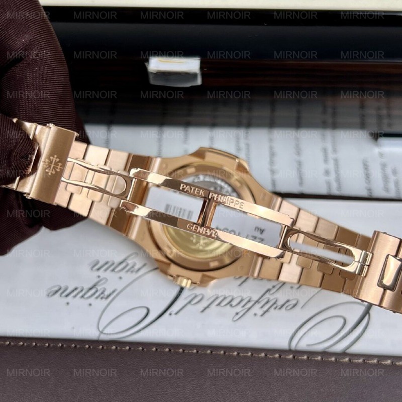 Dong-Ho-Patek-Philippe-Nautilus-5711-Boc-Vang-Hong-Mat-So-Mau-Nau-3KF-40mm-4.jpg