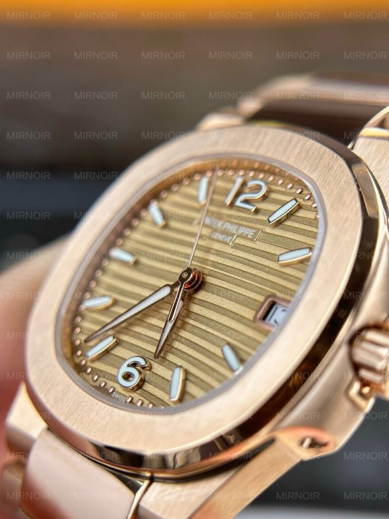 Dong-Ho-Patek-Philippe-Nu-Mau-Vang-Hong-May-Pin-Nautilus-7010-32mm-4.jpg
