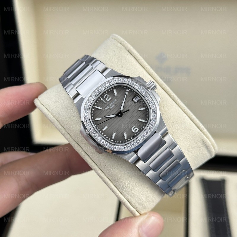Dong-Ho-Patek-Philippe-Che-Tac-Nautilus-7010-Nu-Dinh-Da-Mat-Xam-32mm-1.jpg