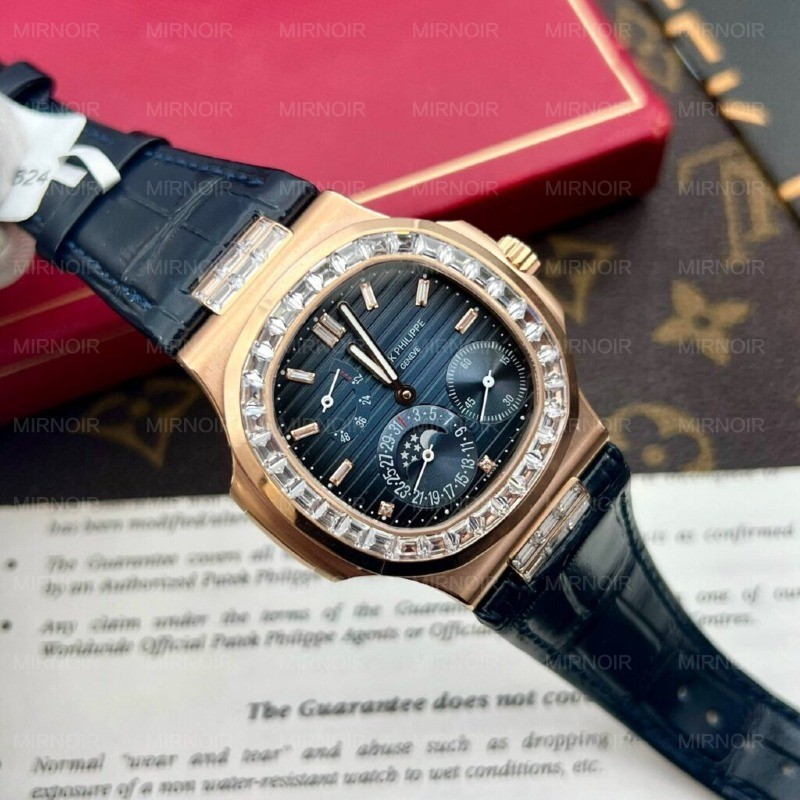 Dong-Ho-Patek-Philippe-Nautilus-5724R-Boc-Vang-Dinh-Moissanite-ZF-Factory-40mm-7.jpg