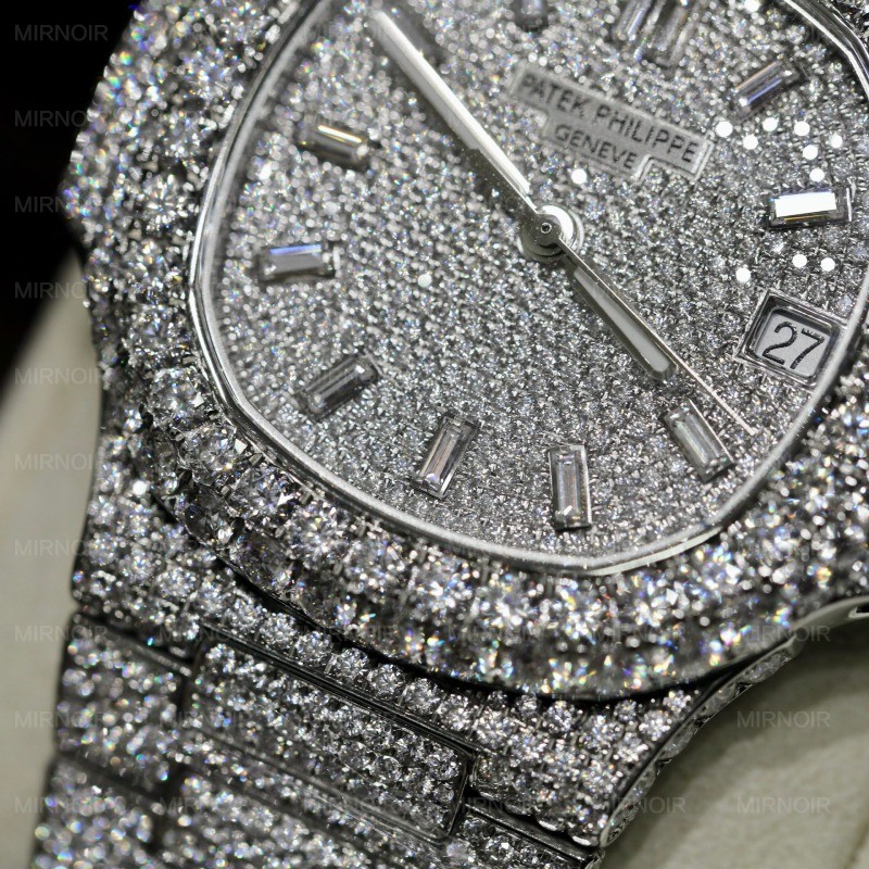 Dong-Ho-Patek-Philippe-Nautilus-5719-Dinh-Full-Kim-Cuong-Nhan-Tao-Moissanite-40mm-5.jpg