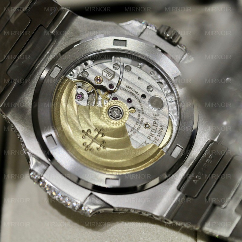 Dong-Ho-Patek-Philippe-Nautilus-5719-Dinh-Full-Kim-Cuong-Nhan-Tao-Moissanite-40mm-11.jpg