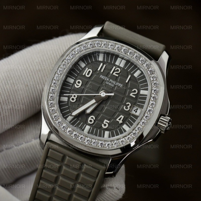 Dong-Ho-Patek-Philippe-Aquanaut-5067-Mau-Xam-May-Co-35-7.jpg