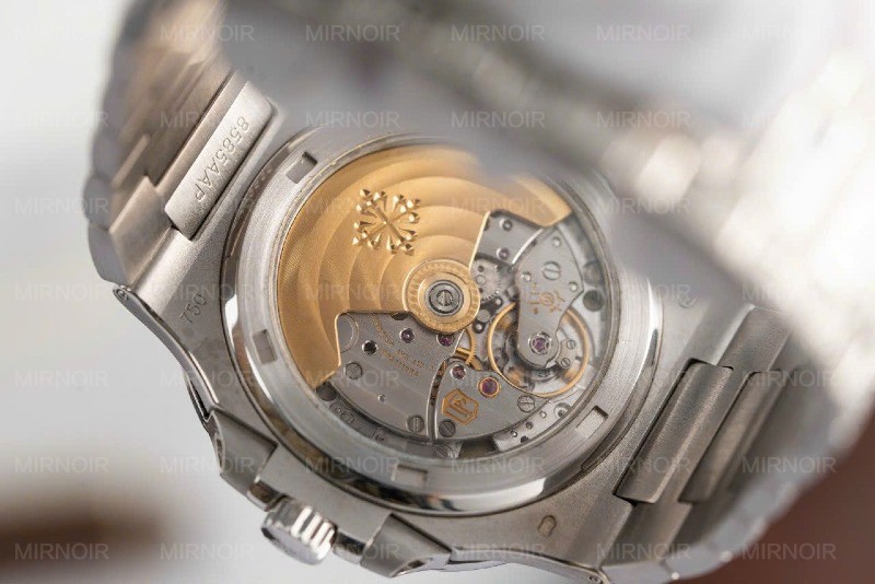 Dong-Ho-Patek-Philippe-Nautilus-5719-Replica-11-Dinh-Full-Da-7.jpg