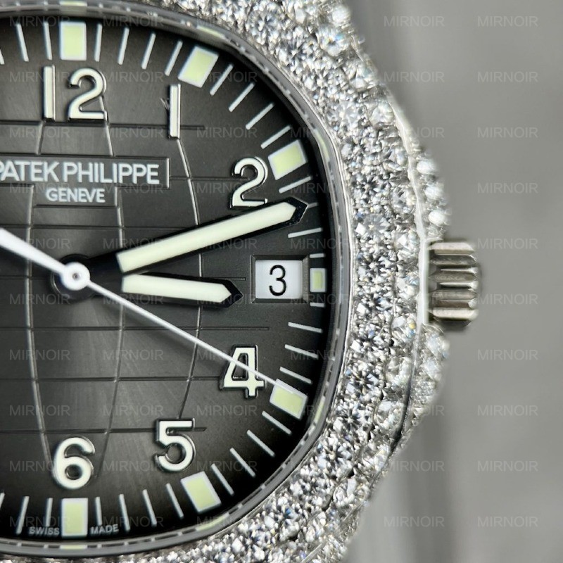 Dong-Ho-Patek-Philippe-Aquanaut-5167-Dinh-Moissanite-Nha-May-3K-3.jpg
