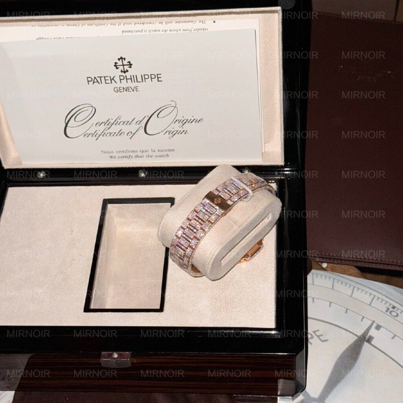 Dong-Ho-Patek-Philippe-Nautilus-5719-Che-Tac-Boc-Vang-Full-Moissanite-40mm-1.jpg