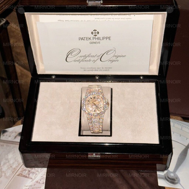 Dong-Ho-Patek-Philippe-Nautilus-5719-Che-Tac-Boc-Vang-Full-Moissanite-40mm-8.jpg