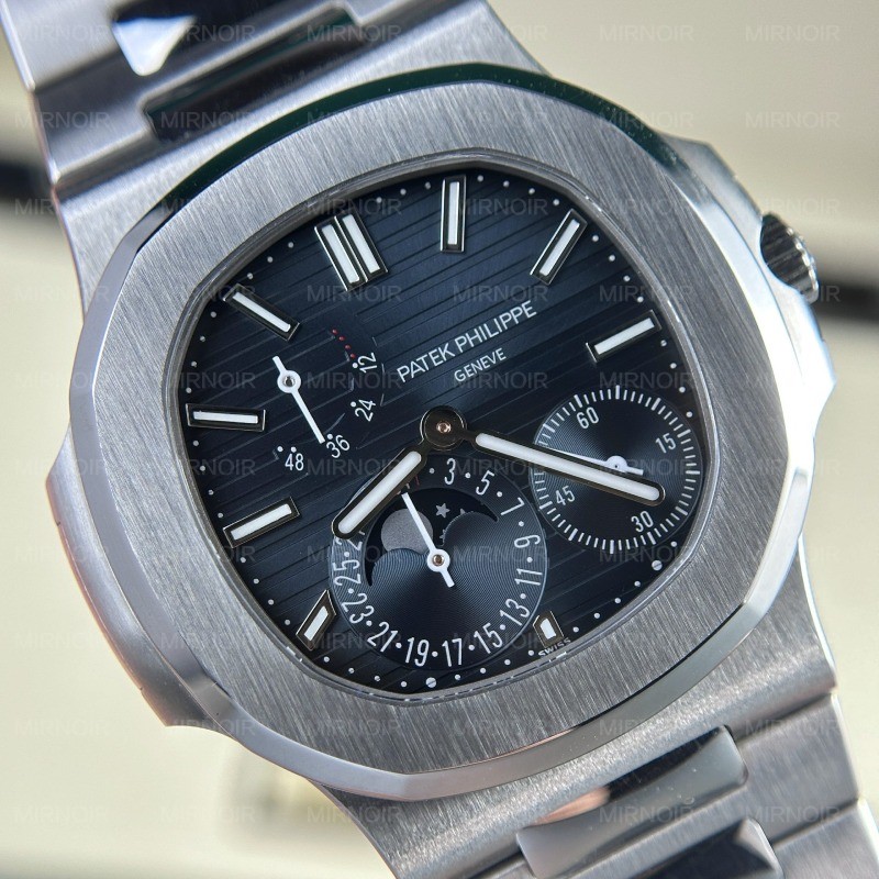 Dong-Ho-Patek-Philippe-Nautilus-5712-Tinh-Chinh-Mat-So-O-Lich-Vo-May-40mm-9.jpg