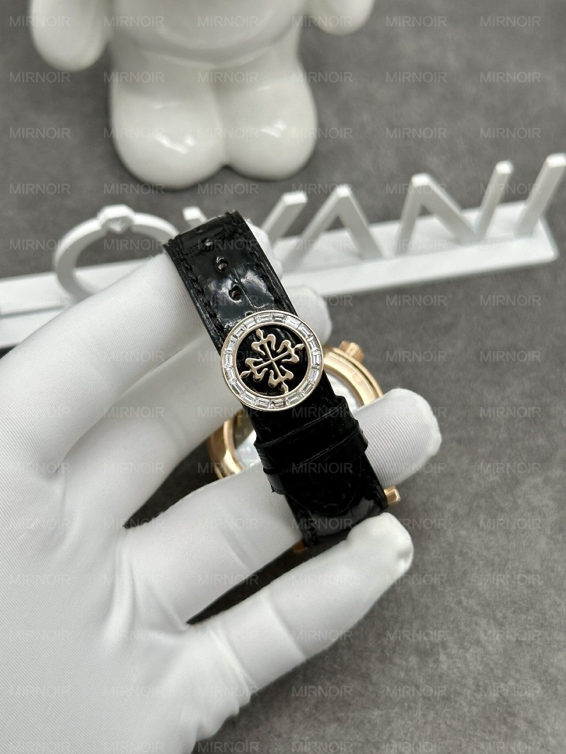 Dong-Ho-Patek-Philippe-Che-Tac-Vang-Khoi-Kim-Cuong-Grand-Complications-6104R-44mm-1.jpg