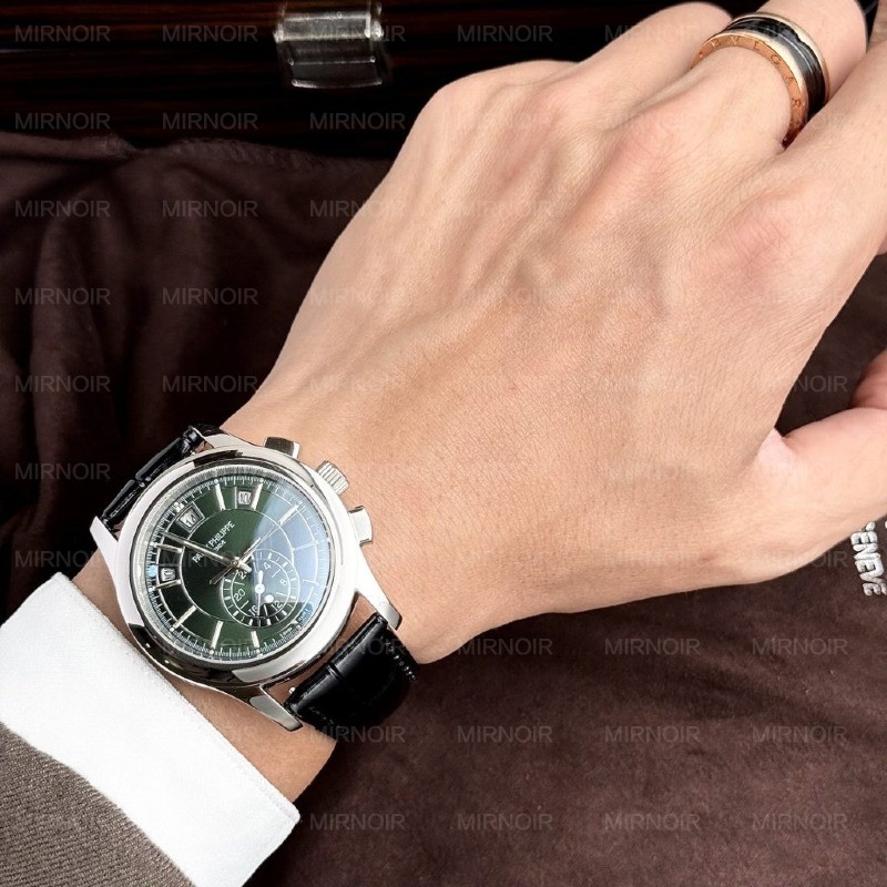 Dong-Ho-Patek-Philippe-Rep-11-Complications-5905G-Mat-Xanh-La-Cay-42mm-1.jpg