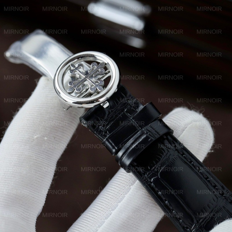 Dong-Ho-Patek-Philippe-Replica-11-Complications-5396G-Mat-Xanh-Blue-9.jpg