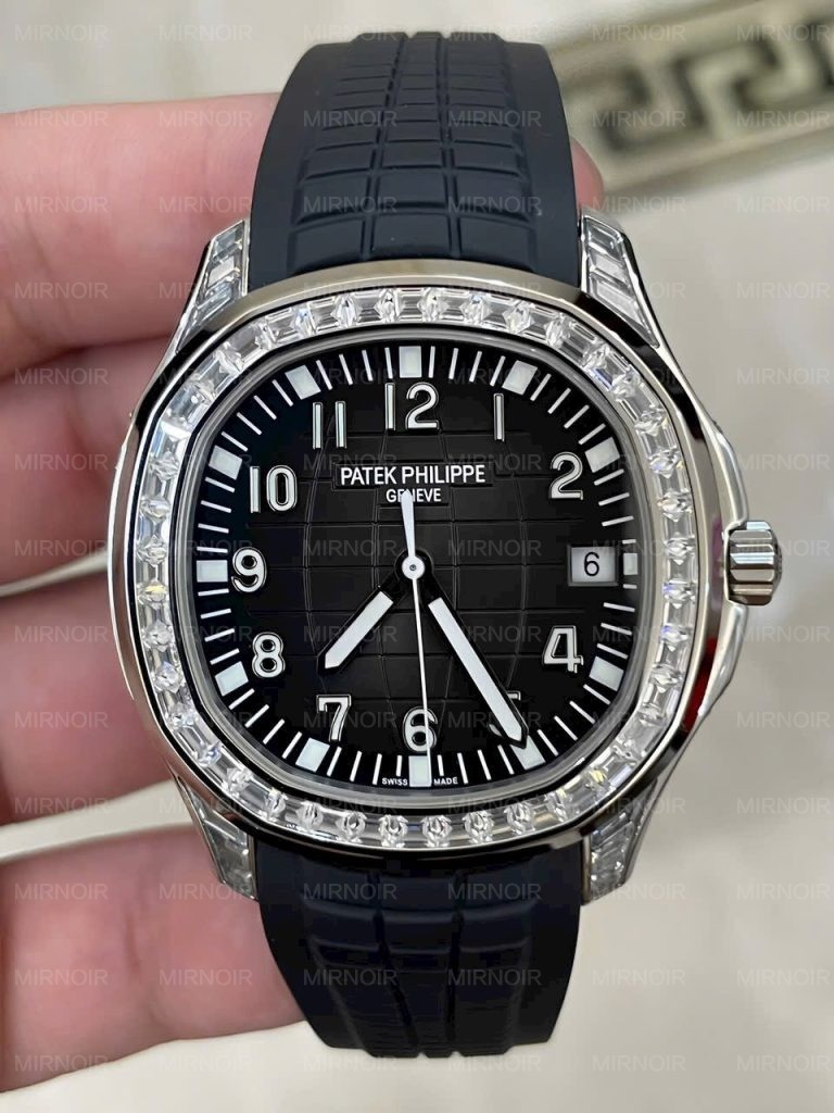 Dong-Ho-Patek-Philippe-Aquanaut-5167G-Nam-Dinh-Da-Day-Cao-Su-GRF-40mm-1-768x1024.jpg