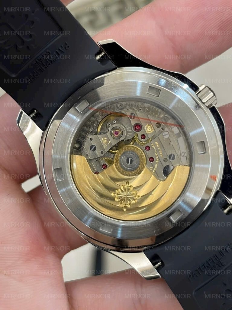 Dong-Ho-Patek-Philippe-Aquanaut-5167G-Nam-Dinh-Da-Day-Cao-Su-GRF-40mm-5-768x1024.jpg