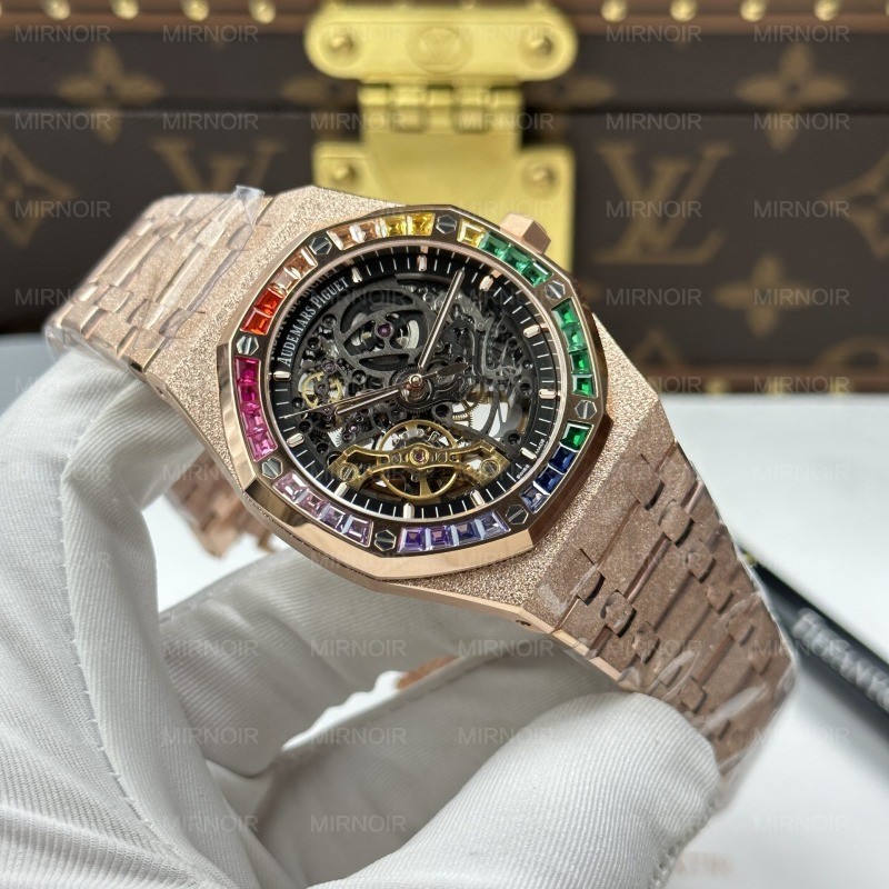 Dong-Ho-Audemars-Piguet-Rep-11-Royal-Oak-Openworked-Frosted-15412-Ma-Vang-Hong-Vien-Dinh-Da-Baguette-41mm-11.jpg
