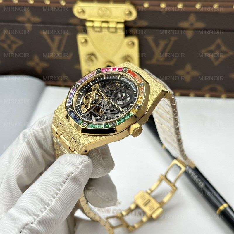 Dong-Ho-Audemars-Piguet-Replica-11-Royal-Oak-Openworked-Frosted-15412-Ma-Vang-Vien-Dinh-Da-Baguette-41mm-11.jpg