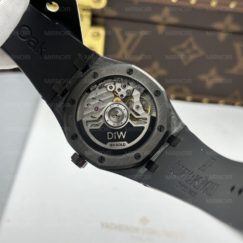 Dong-Ho-Audemars-Piguet-Che-Tac-Royal-Oak-DiW-15500-Vo-Carbon-Kim-Giay-Mau-Do-41mm-3-1024x1024.jpg