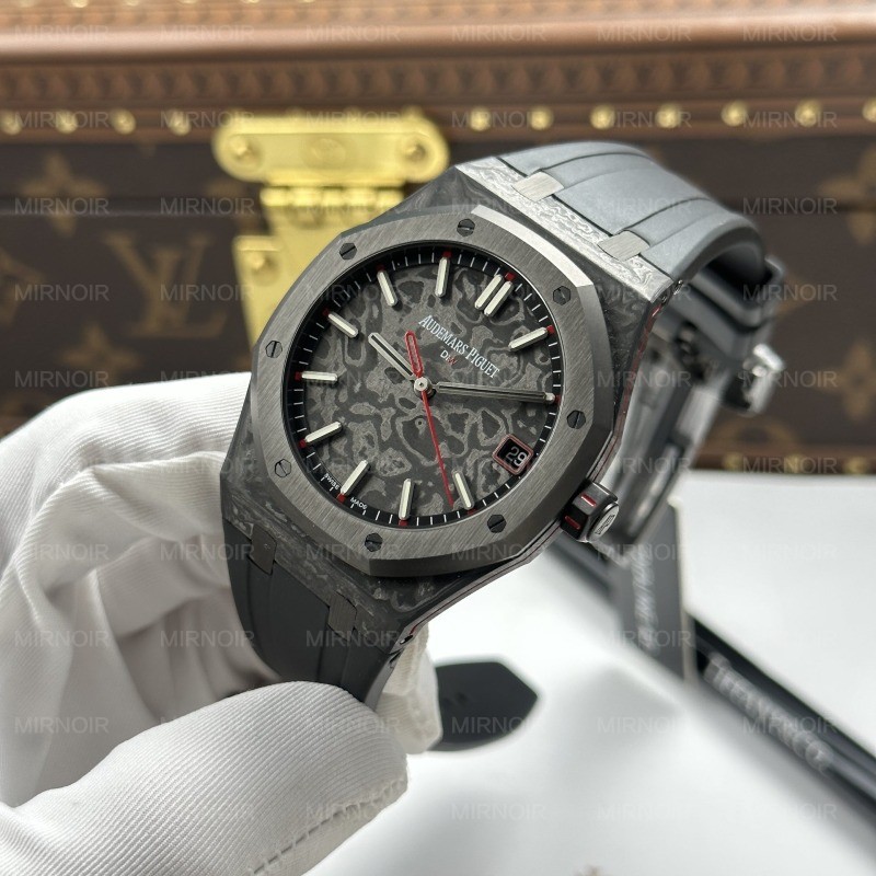 Dong-Ho-Audemars-Piguet-Che-Tac-Royal-Oak-DiW-15500-Vo-Carbon-Kim-Giay-Mau-Do-41mm-11.jpg