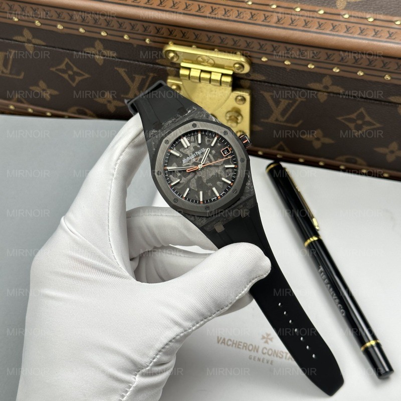 Dong-Ho-Audemars-Piguet-Royal-Oak-DiW-15500-Che-Tac-Vo-Carbon-Kim-Giay-Mau-Cam-41mm-1.jpg