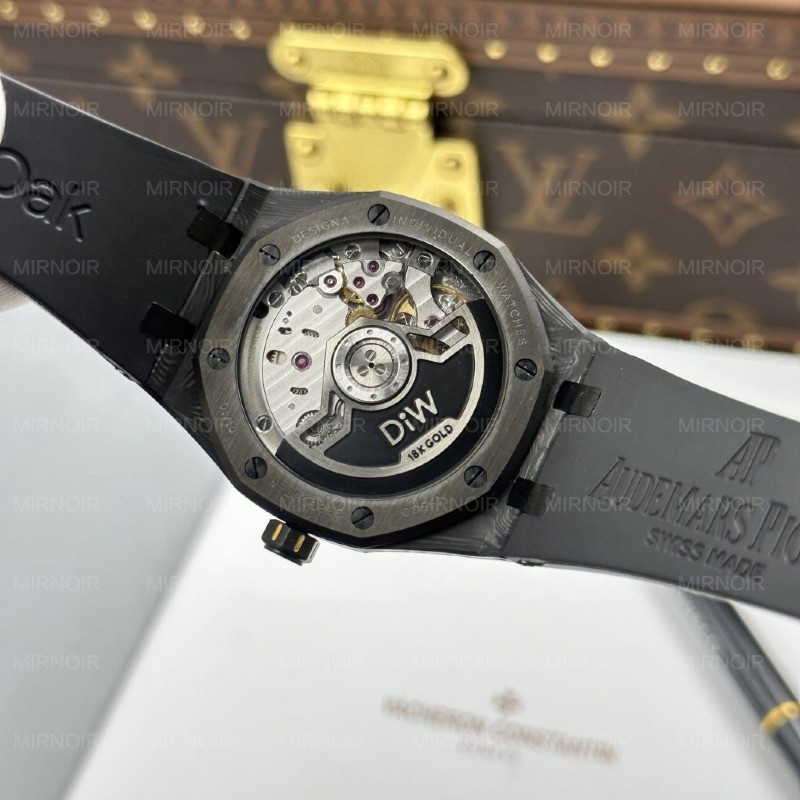 Dong-Ho-Audemars-Piguet-Royal-Oak-DiW-15500-Replica-11-Vo-Carbon-Kim-Giay-Mau-Vang-41mm-8-1024x1024.jpg