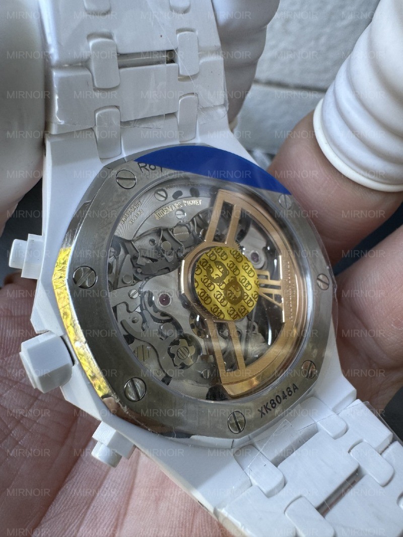 Dong-Ho-Audemars-Piguet-Royal-Oak-26240-Che-Tac-Vo-Gom-Mat-Trang-Xuong-APS-41mm-5.jpg