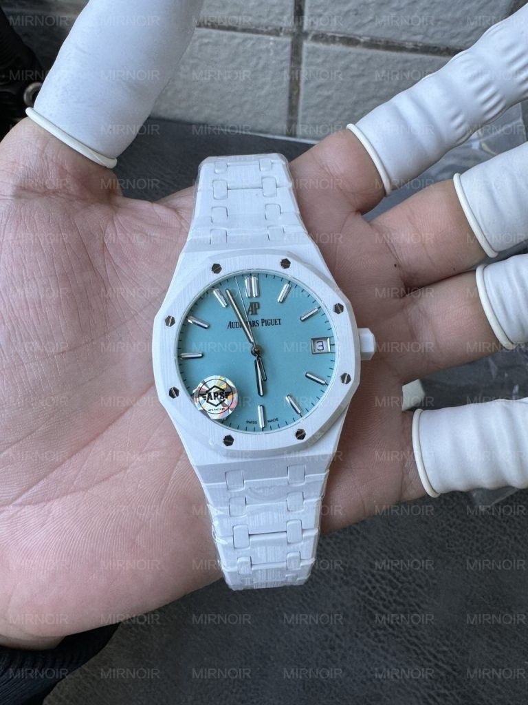 Dong-Ho-Audemars-Piguet-Royal-Oak-15500-Che-Tac-Vo-Gom-Trang-Mat-Tiffany-Xuong-APS-41mm-4-768x1024.jpg