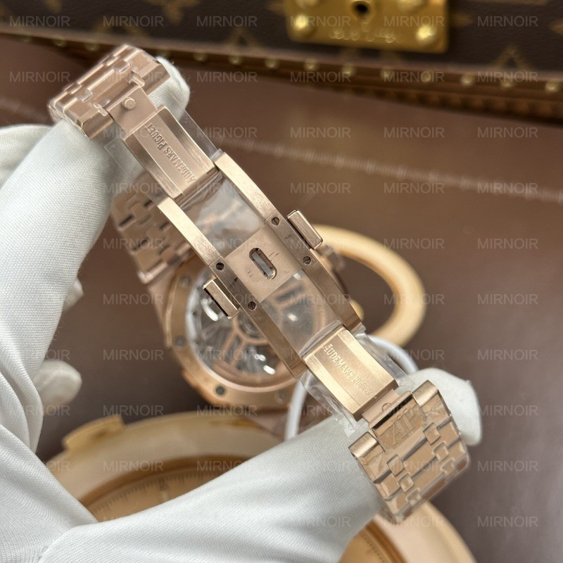 Dong-Ho-Audemars-Piguet-Rep-11-Royal-Oak-Selfwinding-Flying-Tourbillon-26730-Mat-Xanh-Khoi-Vo-Ma-Vang-Hong-41mm-5.jpg
