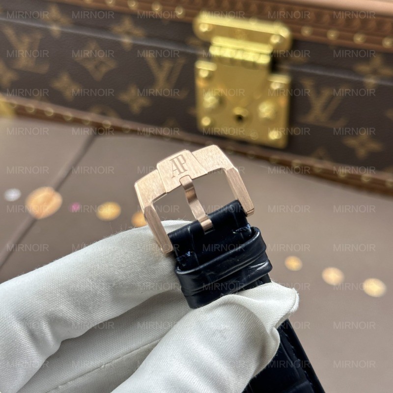 Dong-Ho-Audemars-Piguet-Code-11.59-Replica-11-Mat-Xanh-Duong-Vo-Ma-Vang-Hong-Xuong-APS-41mm-3.jpg