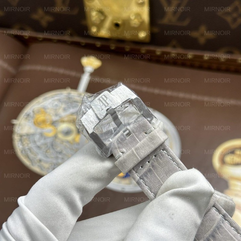 Dong-Ho-Audemars-Piguet-Code-11.59-Che-Tac-Mat-So-Mau-Bac-Nha-May-APS-41mm-2-1024x1024.jpg