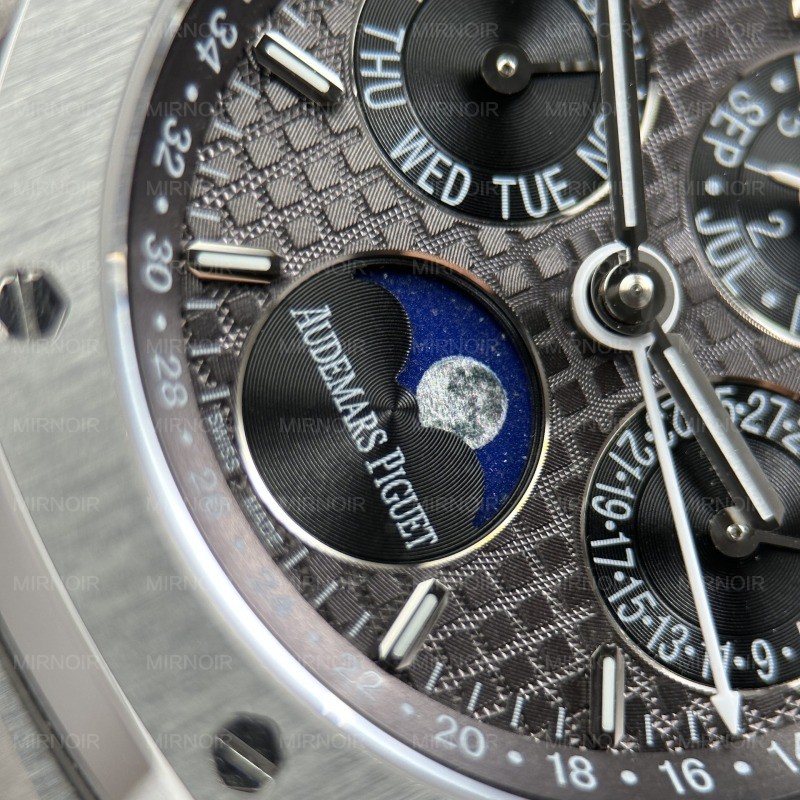 Dong-Ho-Audemars-Piguet-Replica-11-Royal-Oak-Perpetual-Calendar-26574ST-Mat-Xam-41mm-12.jpg