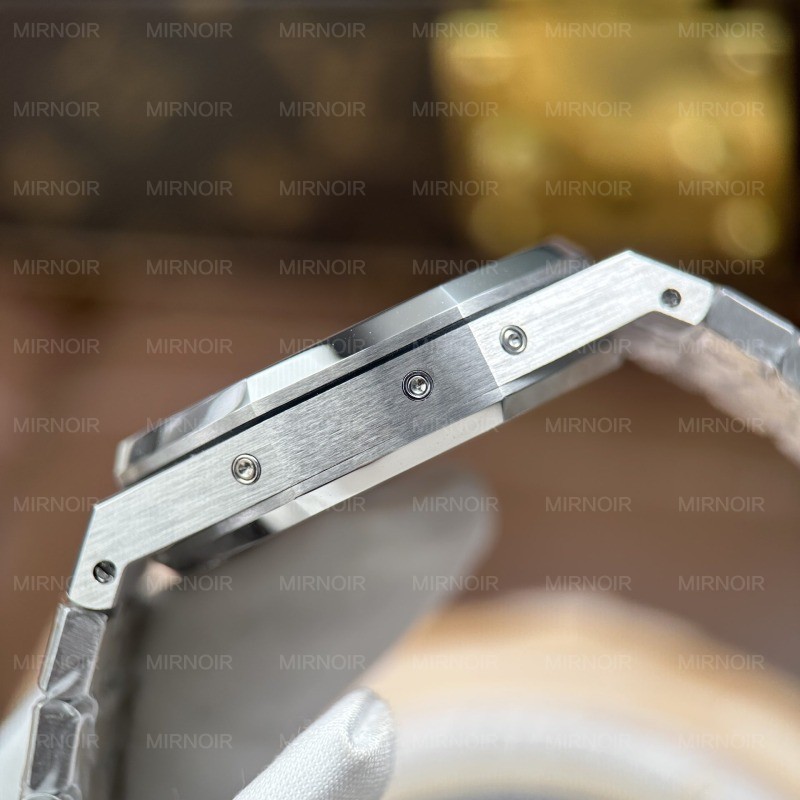 Dong-Ho-Audemars-Piguet-Che-Tac-Royal-Oak-Perpetual-Calendar-26574ST-Mat-Xanh-Duong-41mm-6.jpg