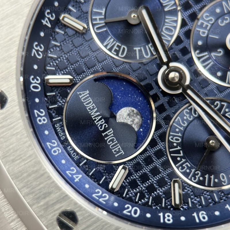 Dong-Ho-Audemars-Piguet-Che-Tac-Royal-Oak-Perpetual-Calendar-26574ST-Mat-Xanh-Duong-41mm-11.jpg