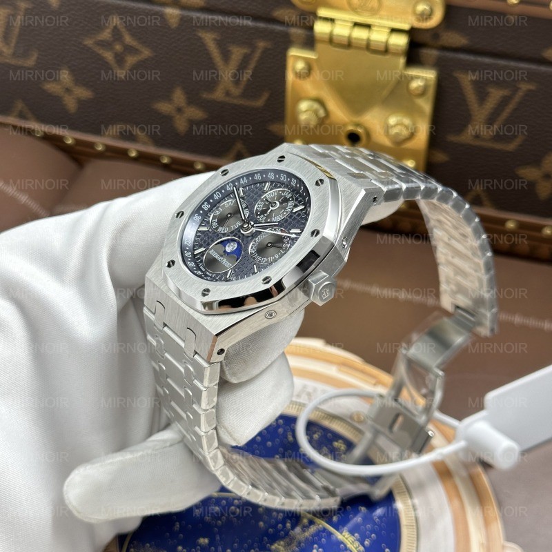 Dong-Ho-Audemars-Piguet-Replica-11-Royal-Oak-Perpetual-Calendar-26574TI-May-Co-Tu-Dong-Thuy-Sy-41mm-11.jpg