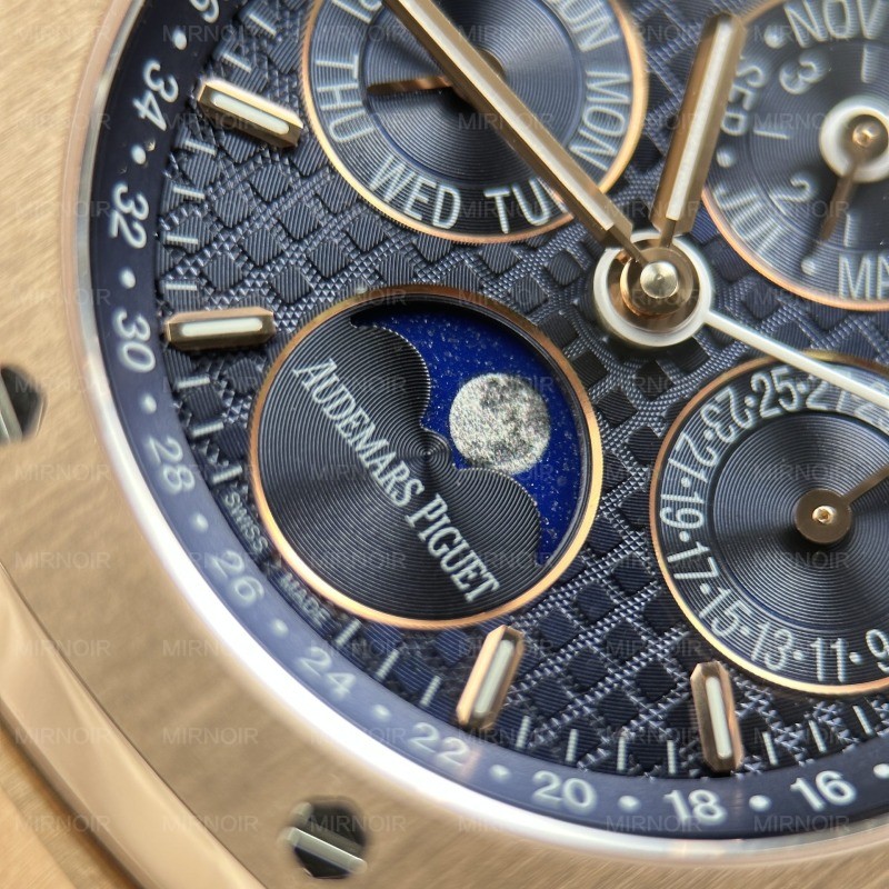 Dong-Ho-Audemars-Piguet-Royal-Oak-Perpetual-Calendar-26574OR-Che-Tac-Mat-Xanh-Lam-Hoa-Tiet-Grande-Tapisserie-41mm-10.jpg