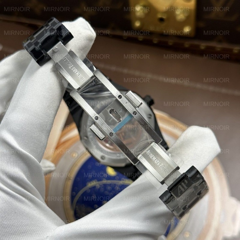 Dong-Ho-Audemars-Piguet-Replica-11-Royal-Oak-Perpetual-Calendar-26579CE-Mau-Den-May-Co-Thuy-Sy-41mm-2-1024x1024.jpg