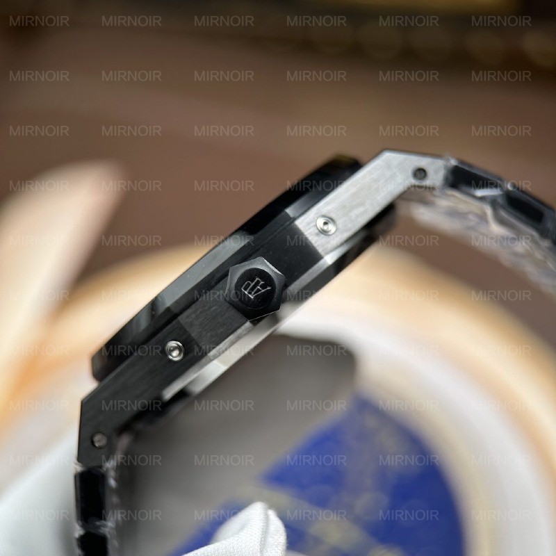 Dong-Ho-Audemars-Piguet-Replica-11-Royal-Oak-Perpetual-Calendar-26579CE-Mau-Den-May-Co-Thuy-Sy-41mm-5-1024x1024.jpg
