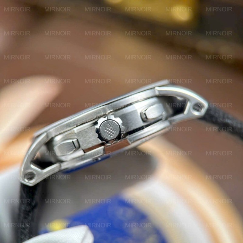 Dong-Ho-Audemars-Piguet-Code-11.59-Che-Tac-Mat-So-Mau-Xanh-Khoi-Nha-May-APS-41mm-5-1024x1024.jpg