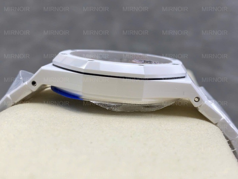 Dong-Ho-Audemars-Piguet-15500-Sunflower-Replica-11-Vo-Gom-Trang-May-Co-Thuy-Sy-Nha-May-APS-41mm-10.jpg