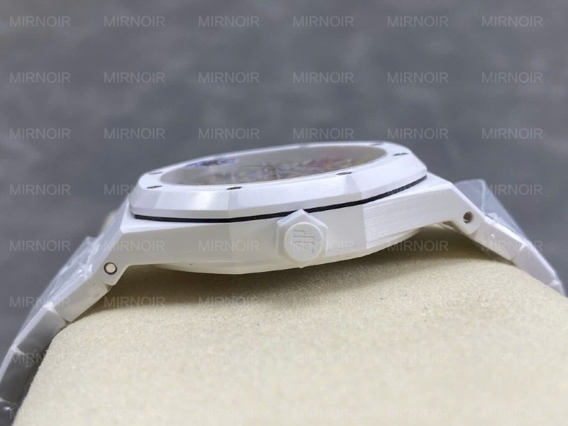 Dong-Ho-Audemars-Piguet-15500-Sunflower-Replica-11-Vo-Gom-Trang-May-Co-Thuy-Sy-Nha-May-APS-41mm-11-1024x768.jpg