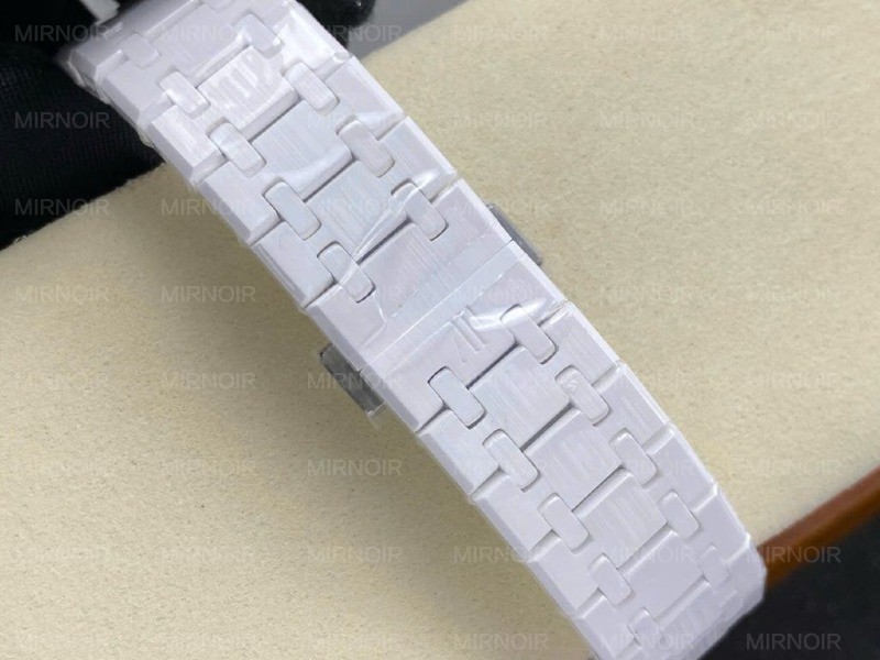 Dong-Ho-Audemars-Piguet-15500-Sunflower-Replica-11-Vo-Gom-Trang-May-Co-Thuy-Sy-Nha-May-APS-41mm-13-1024x768.jpg