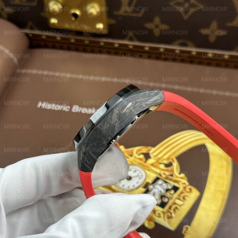 Dong-Ho-Audemars-Piguet-Replica-11-Royal-Oak-Concept-Flying-Tourbillon-UAE-Version-Day-Cao-Su-Do-42mm-3.jpg