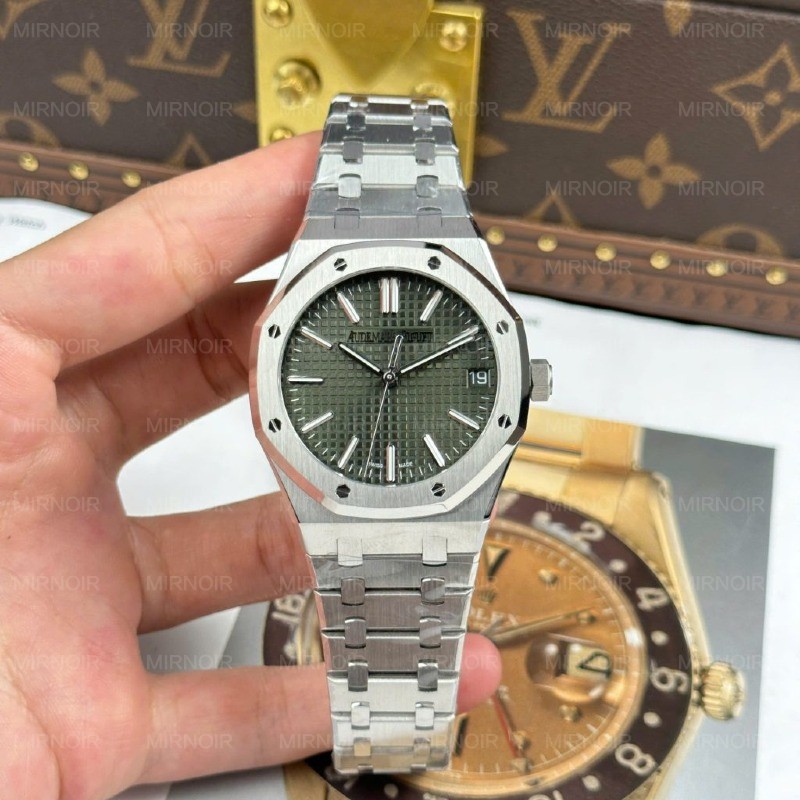Dong-Ho-Audemars-Piguet-Royal-Oak-15510ST-Replica-11-Mat-Xanh-La-Cay-Day-Kim-Loai-Xuong-APS-41mm-1-1024x1024.jpg