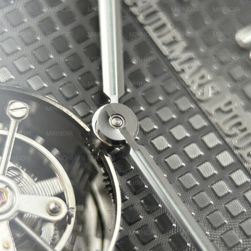 Dong-Ho-Audemars-Piguet-Replica-11-Royal-Oak-Selfwinding-Flying-Tourbillon-26730BC-Mat-Xam-Dinh-Da-Baguette-41mm-9.jpg