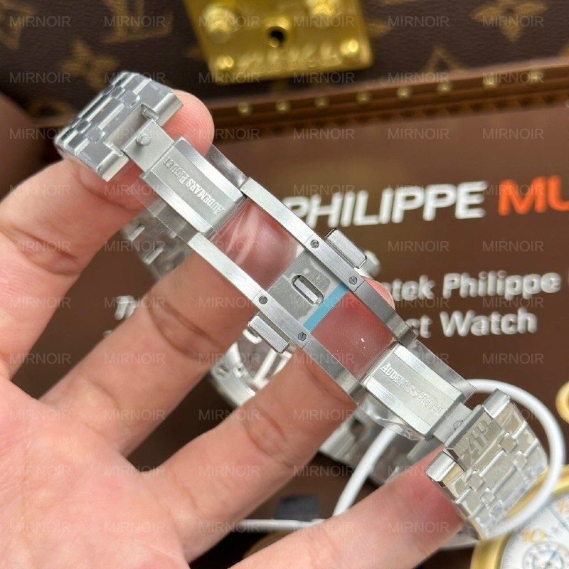 Dong-Ho-Audemars-Piguet-Replica-11-Royal-Oak-Flying-Tourbillon-26530-Mat-Xam-Nha-May-BBS-41mm-4-1024x1024.jpg